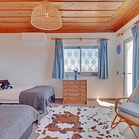 Hotel Aurora By Portucasa 4*